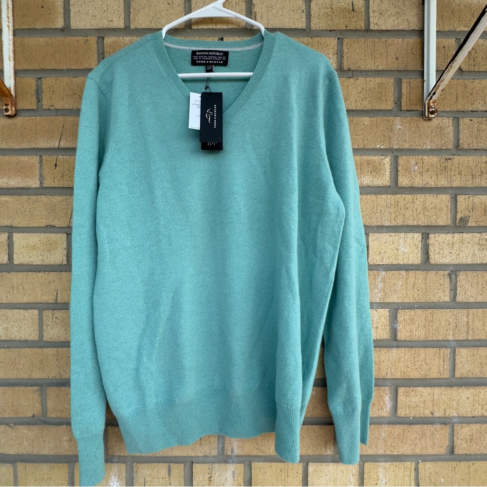 Banana Republic Scottish Cashmere Yarn Sweater/Todd&Duncan NWT Size Large